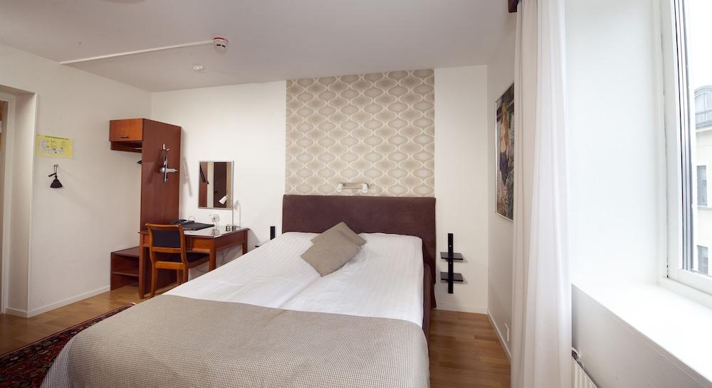 Cardinal Hotell 4*